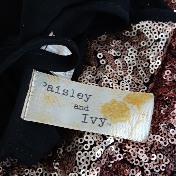 PAISLEY AND IVY SEQUIN top.  #5354 - Picture 7 of 7